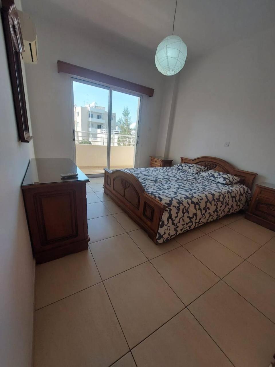 Sunny 2 Bedroom Larnaca Center 외부 사진